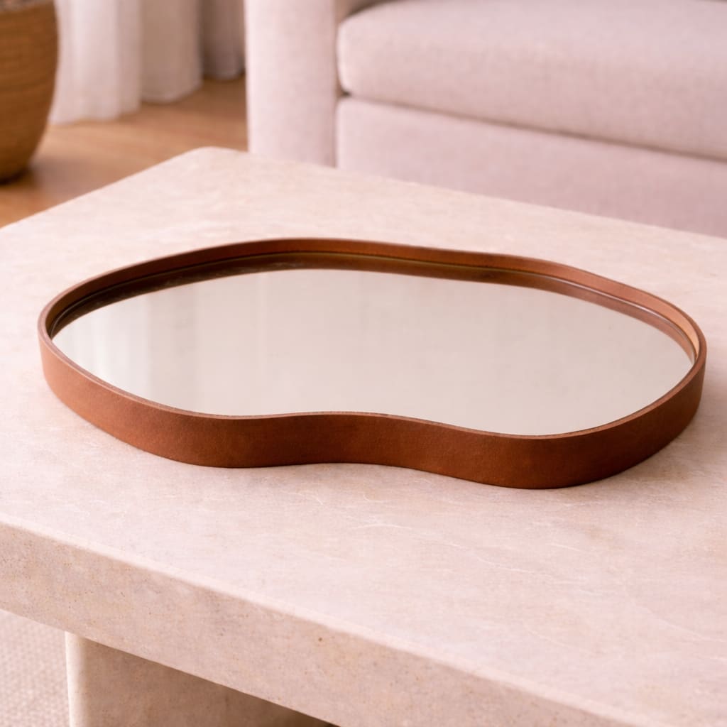 Bandeja Espelhada Orgânica em Couro Premium | Ideal para Qualquer Ambiente